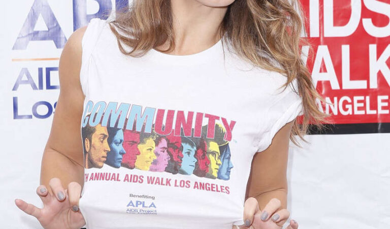 Karina Smirnoff 2014 Aids Walk Los Angeles West Hollywood (7 photos)