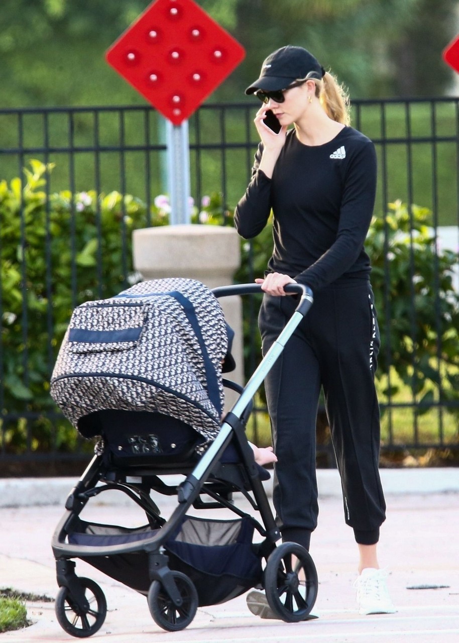 Karlie Kloss Out With Her Baby Miami Beach