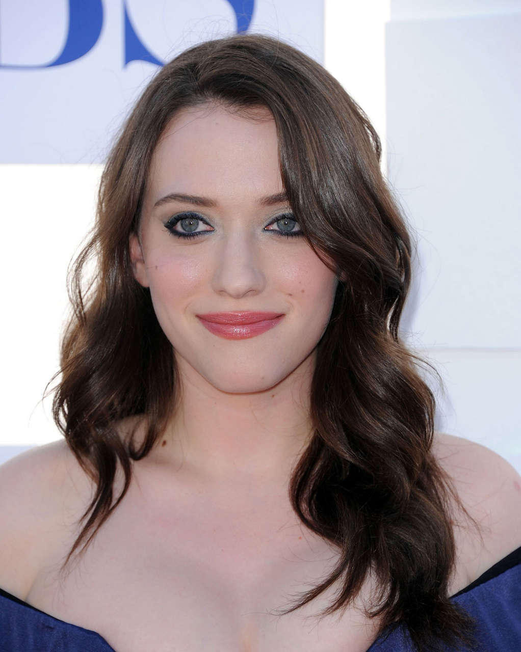 Kat Dennings Showtime Tca Party Beverly Hills