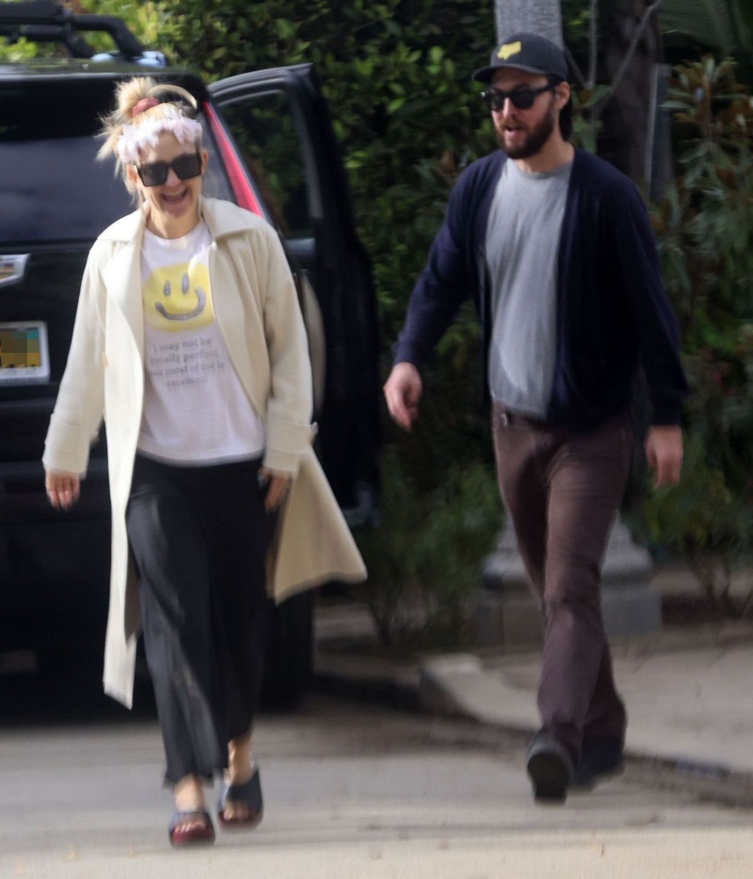 Kate Hudson And Danny Fujikawa Out For Morning Walk Los Angeles