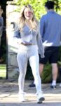 Kate Hudson Out Cropped Sweater And Leggings Los Angeles