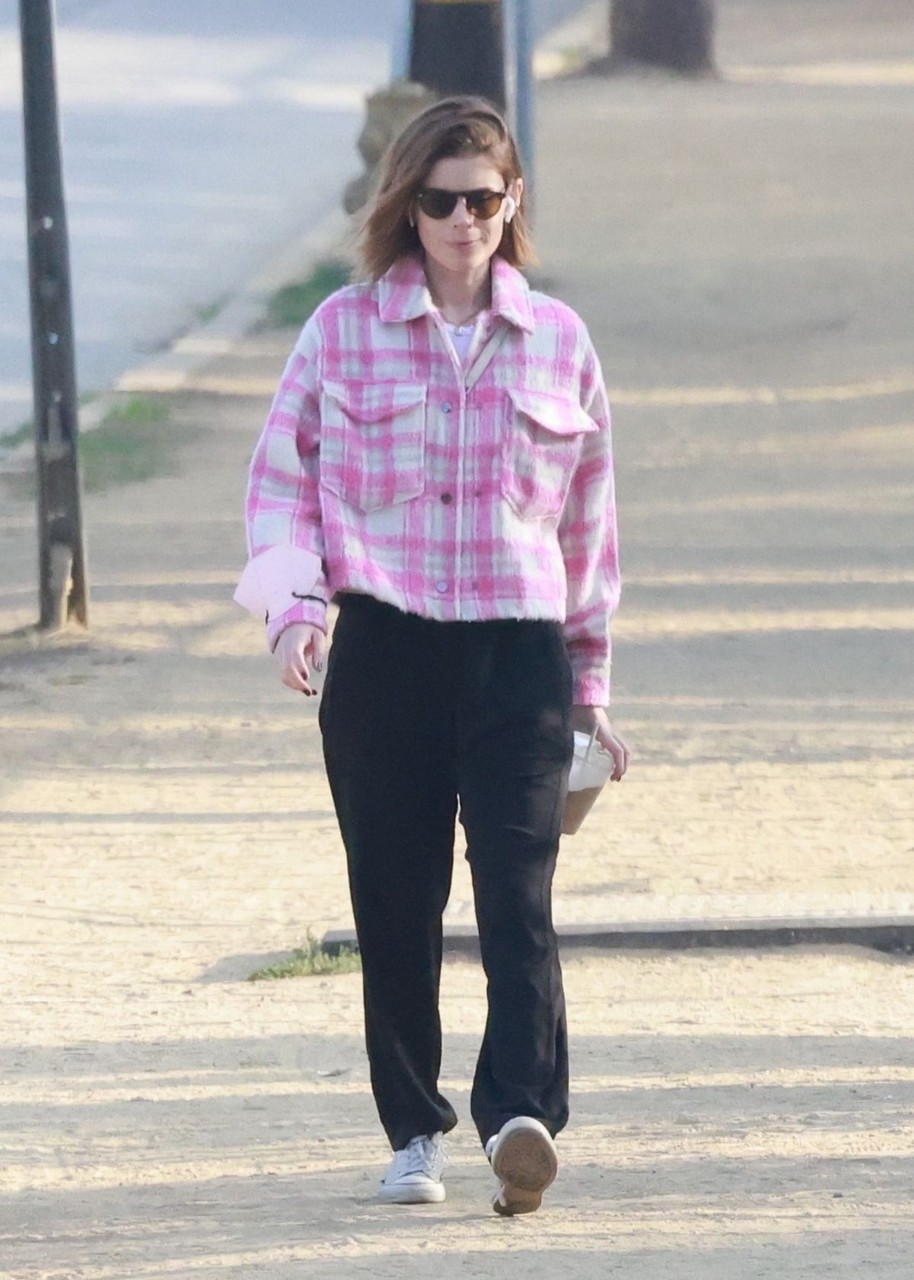 Kate Mara Out For Coffee Near Her Home Silverlake