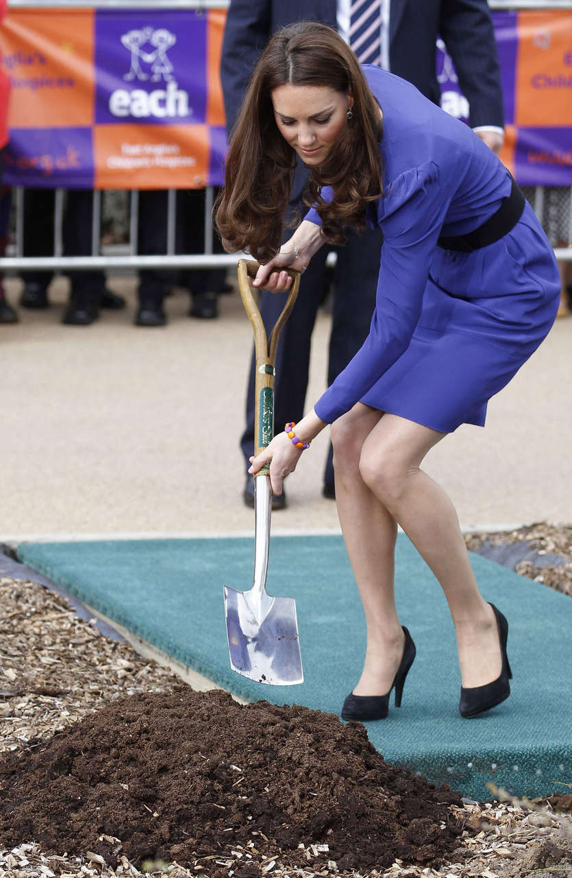 Kate Middleton Opening Treehouse Childrens Hospice Ipswich
