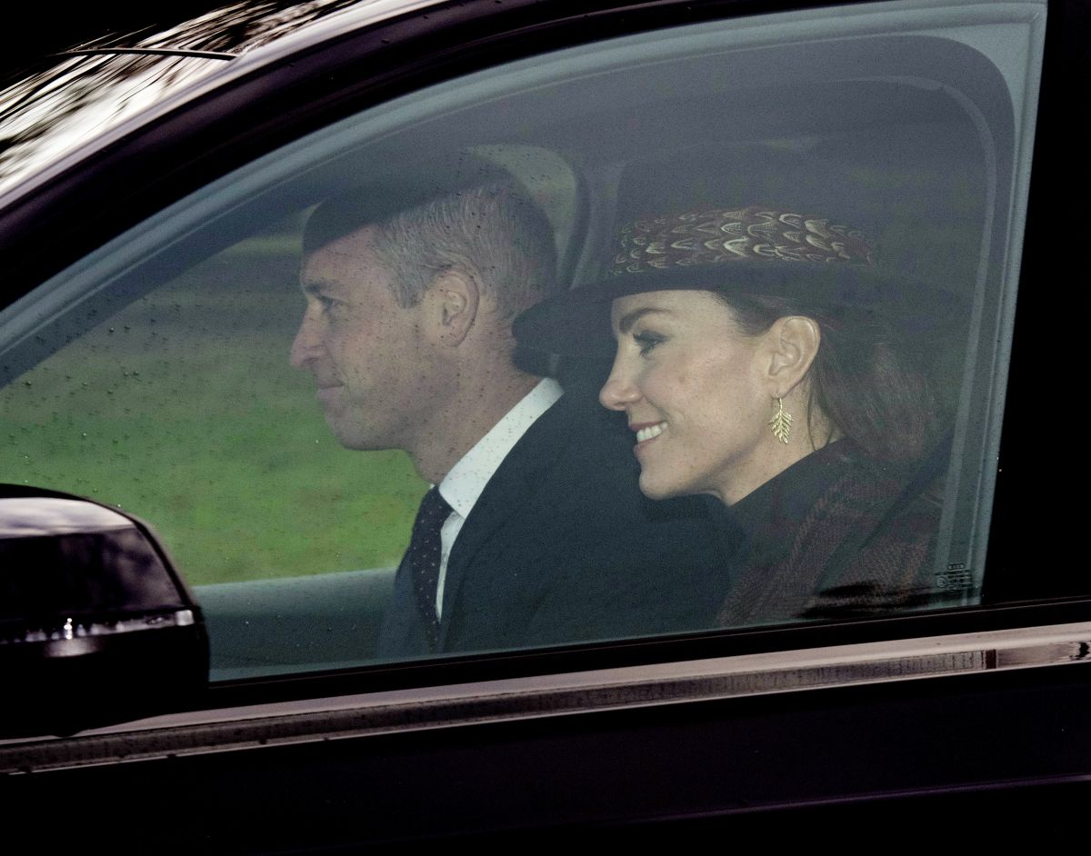 Kate Middleton Prince William Arrives Christmas Church Service St Mary S Magdalene Church