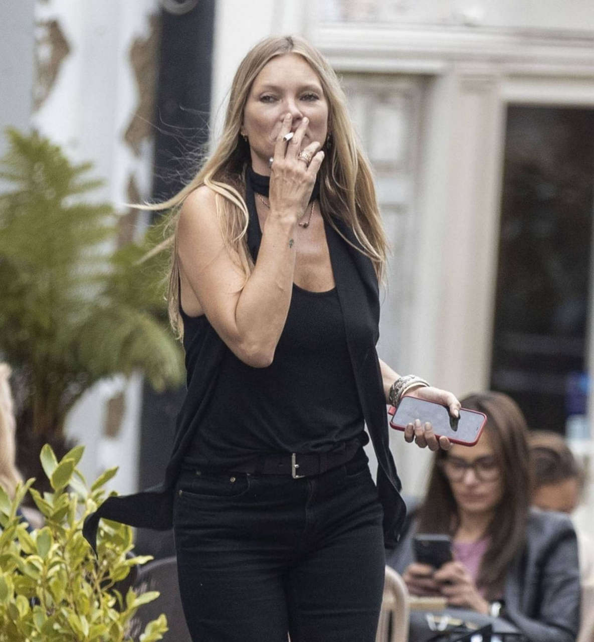 Kate Moss Out For Lunch With Friends London