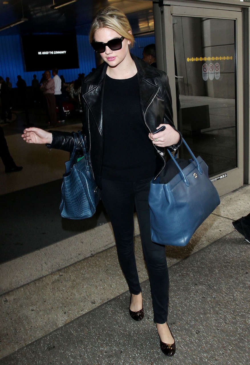 Kate Upton Arrives Los Angeles International Airport