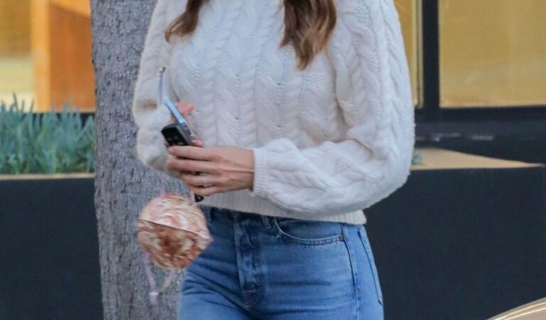 Katharine Mcphee Ripped Denim Out West Hollywood (10 photos)