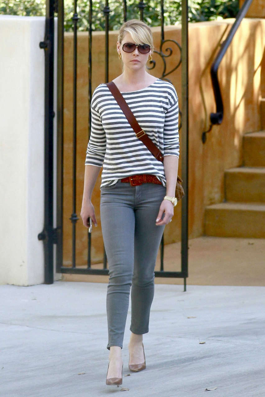 Katherine Heigl Out About Los Angeles