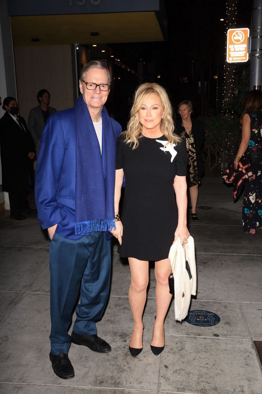 Kathy Hilton Arrives Hollywood Reporter S 2022 Academy Award Dinner Beverly Hills