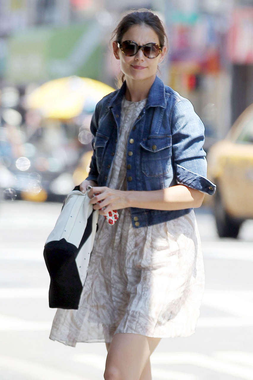 Katie Holems Leggy Candids Out About New York