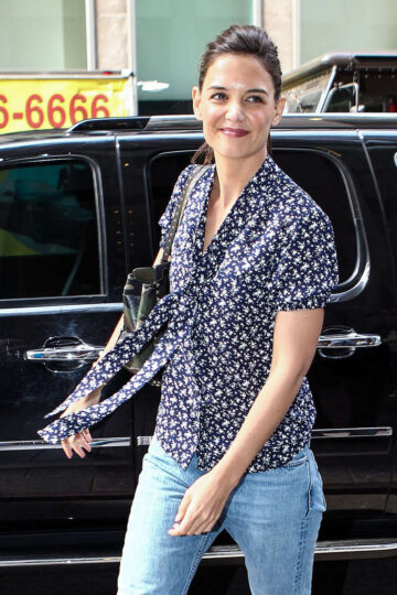 Katie Holmes Arrives Siriusxm Studios New York