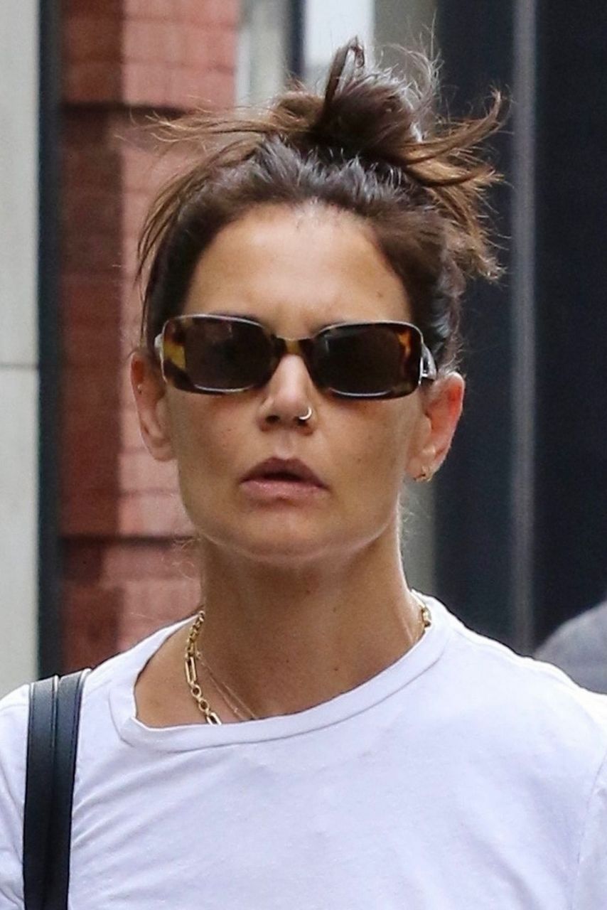Katie Holmes Out Shopping New York