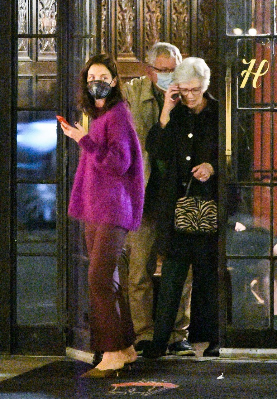Katie Holmes Out With Her Parents New York