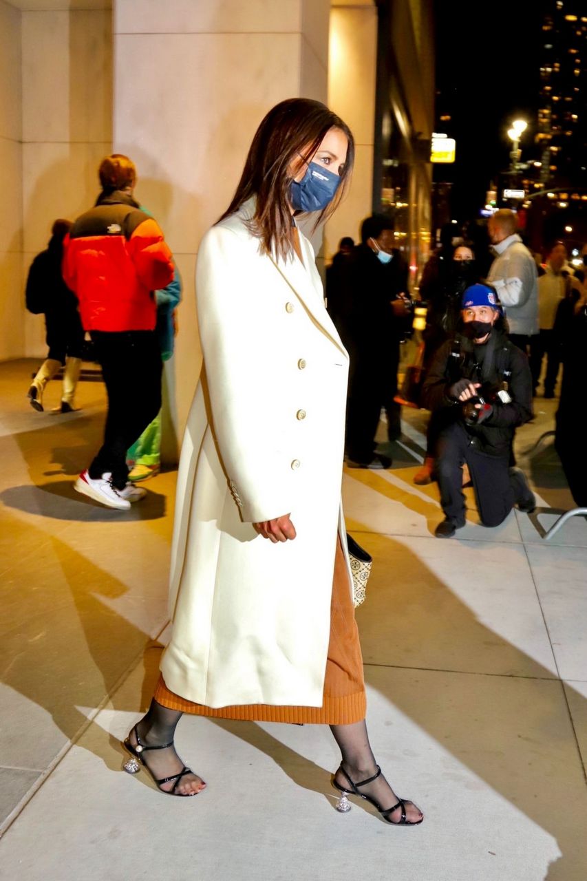 Katie Holmes Tory Burch Fashion Show Nyfw New York