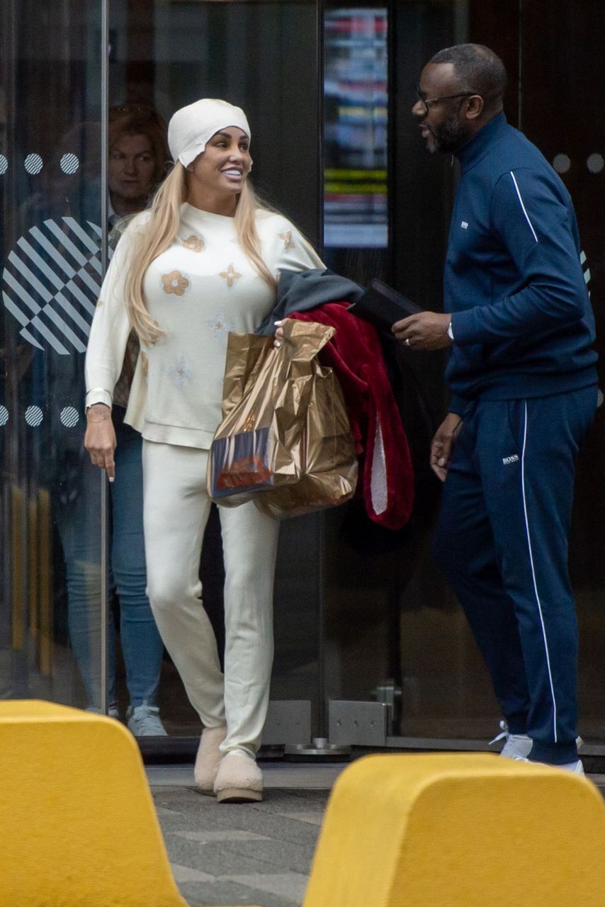 Katie Price Leaves Her Hotel Liverpool