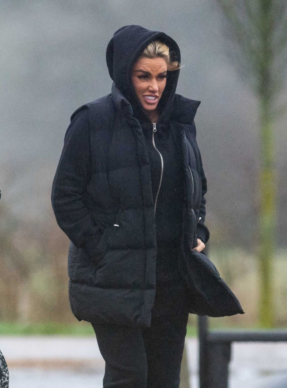 Katie Price Out With Friends London