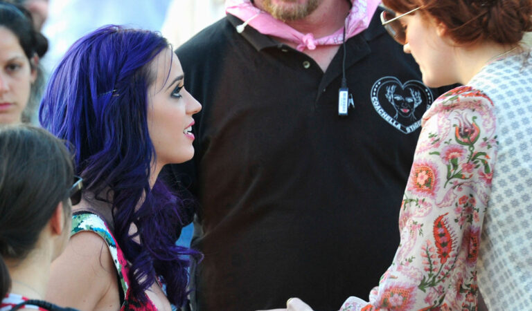Katy Perry 2012 Coachella Valley Music Arts Festiva Day (10 photos)