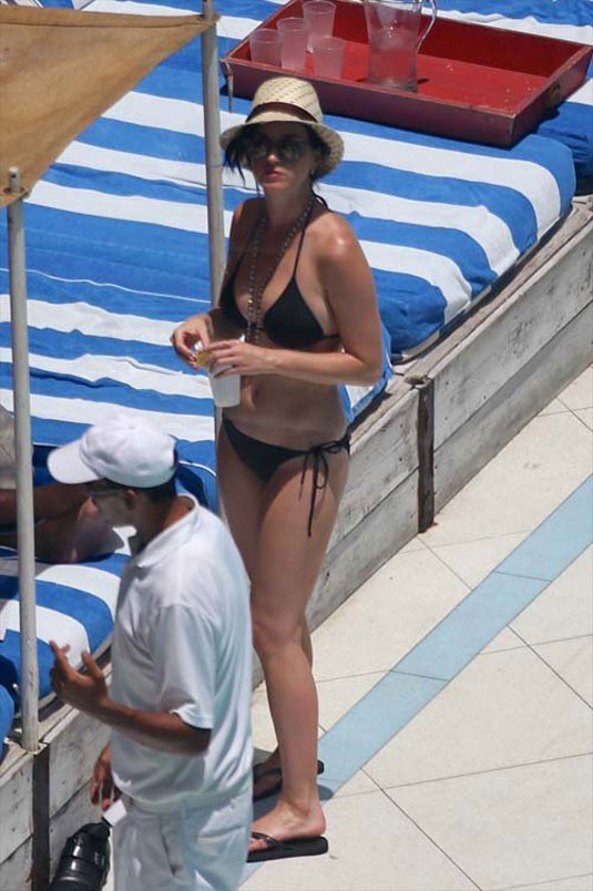 Katy Perry Bikini Pool Miami