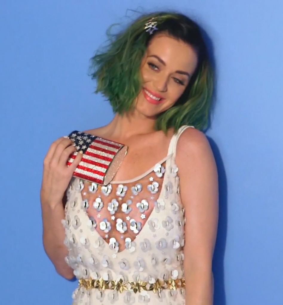 Katy Perry Boobs Nipples