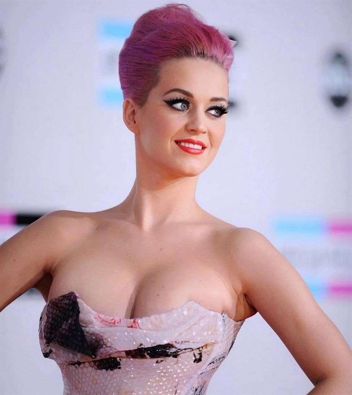 Katy Perry Hot