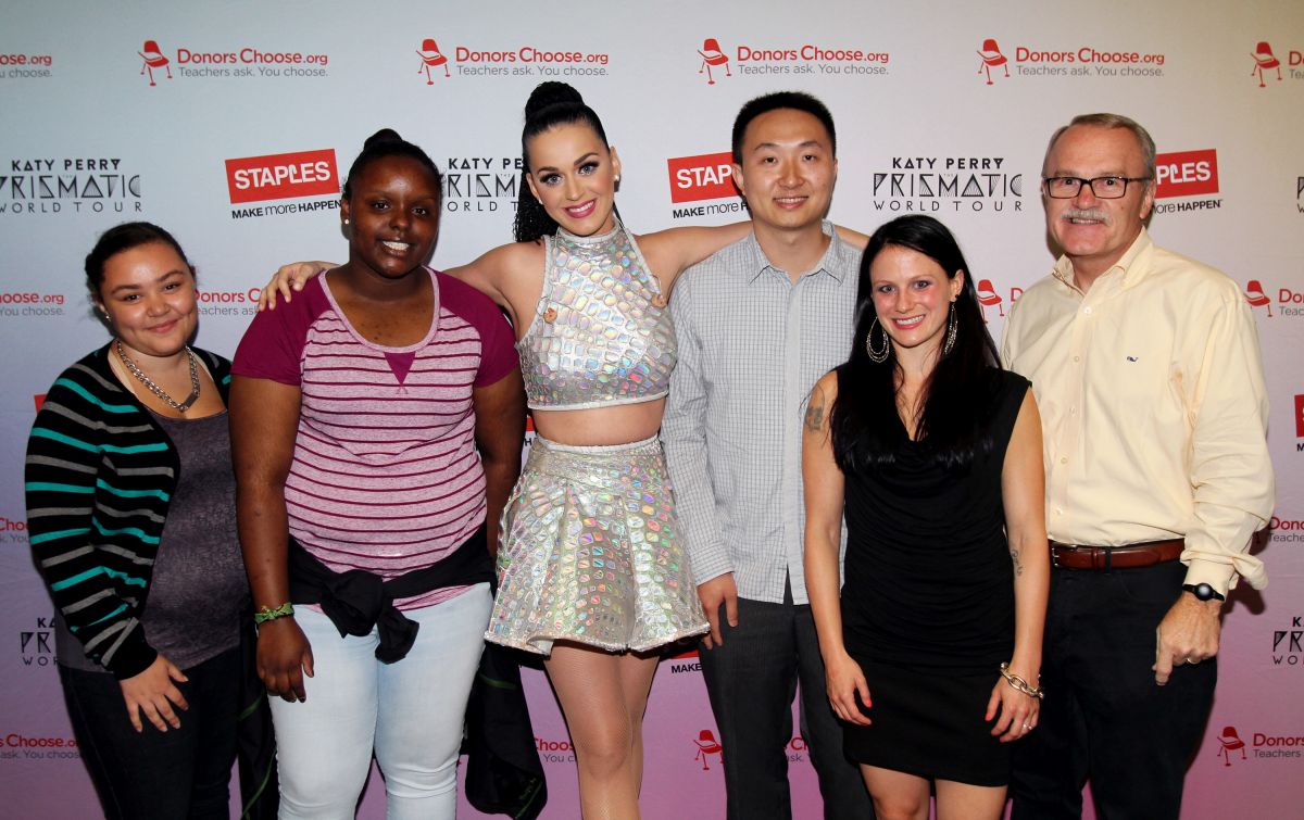 Katy Perry Staples Donorschoose Org Meet Greet
