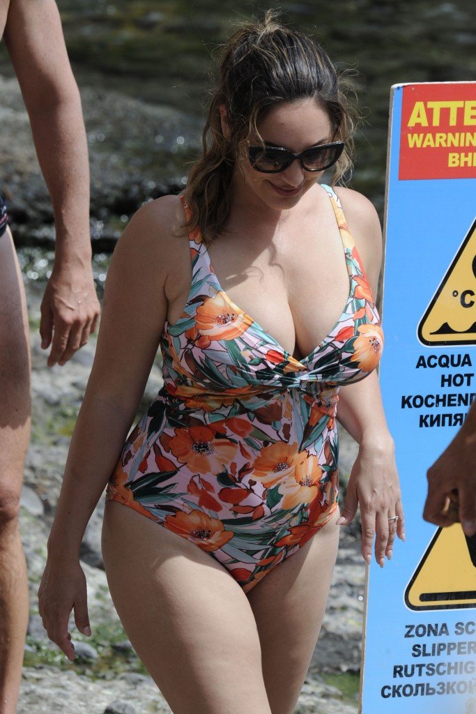 Kelly Brook Sexy