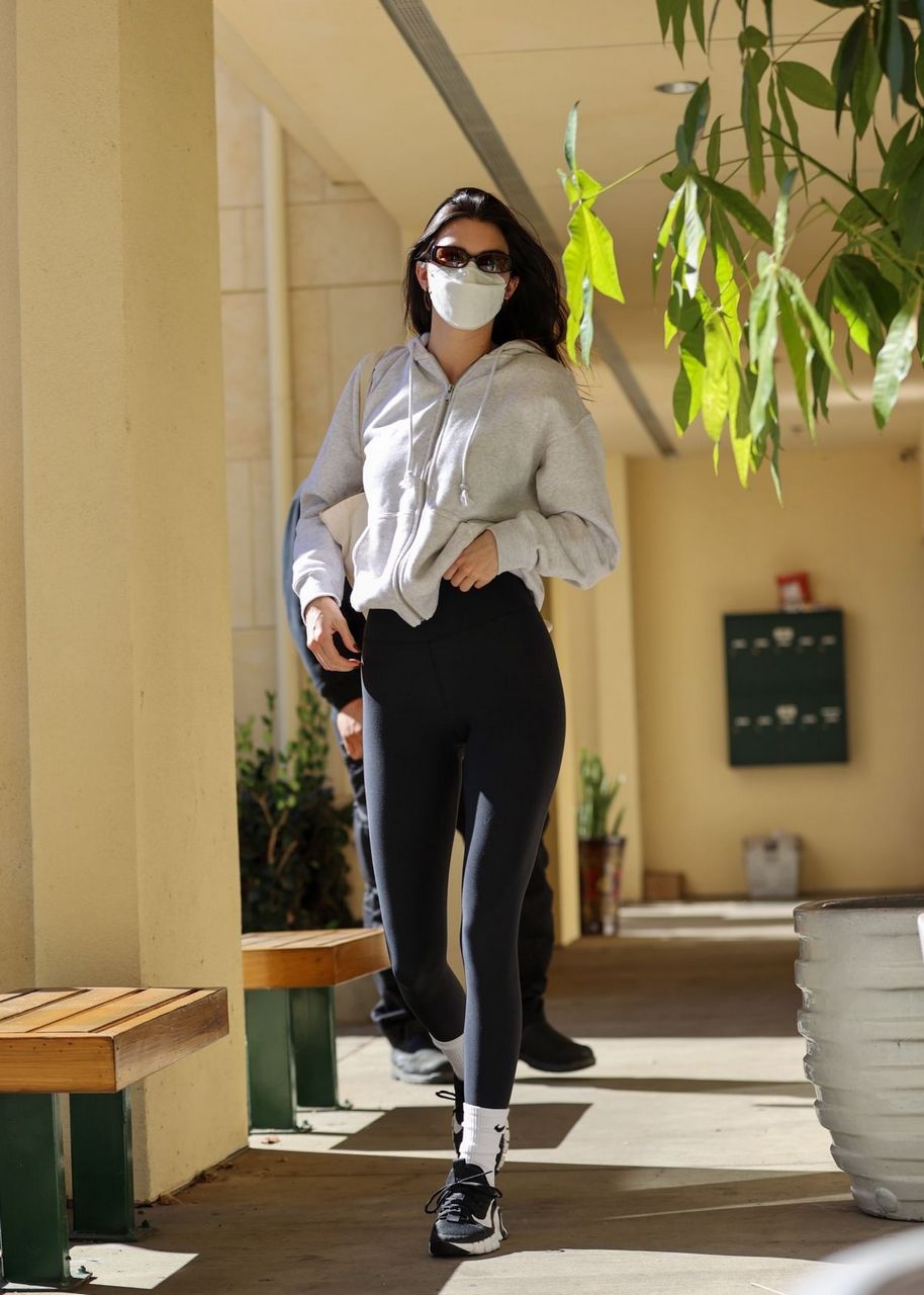 Kendall Jenner Arrives Yoga Session West Hollywood