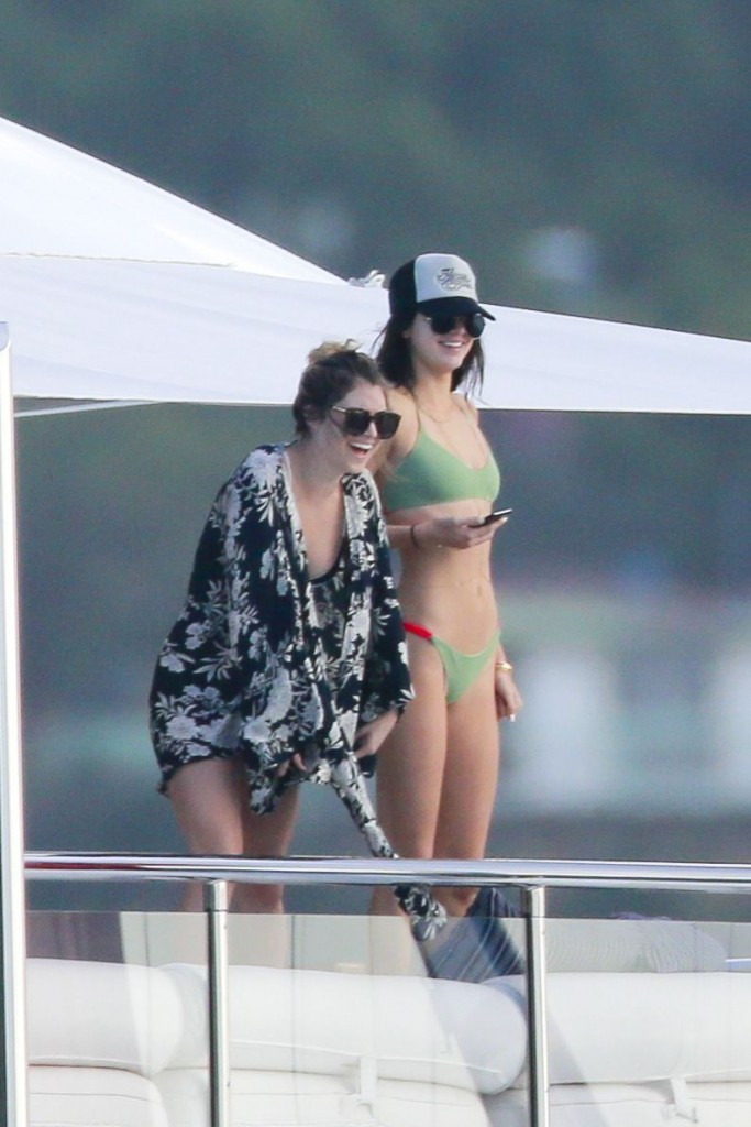 Kendall Jenner Bikini