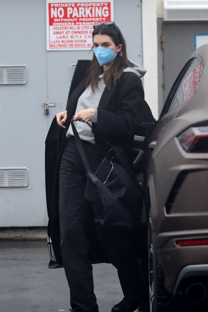 Kendall Jenner Heading Frwd Office Beverly Hills
