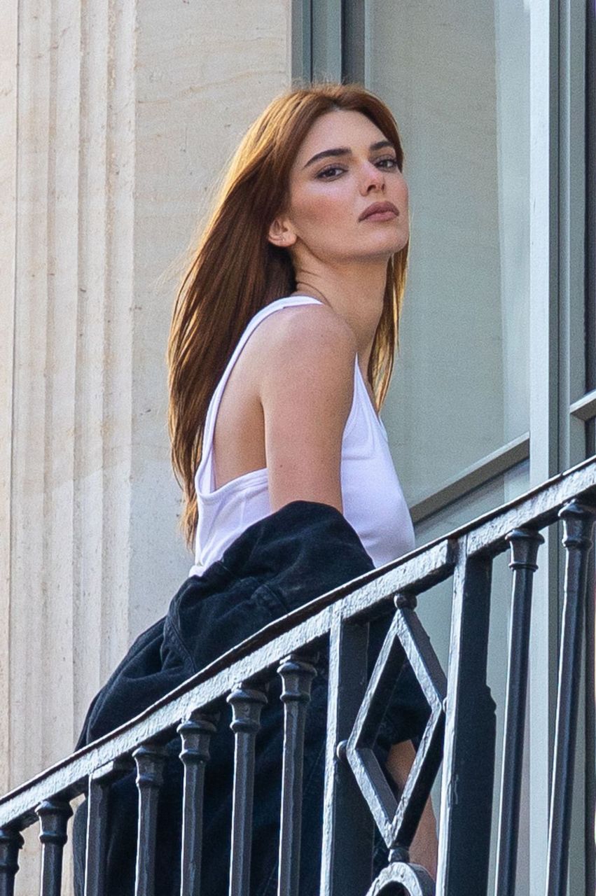 Kendall Jenner On Balcony Paris