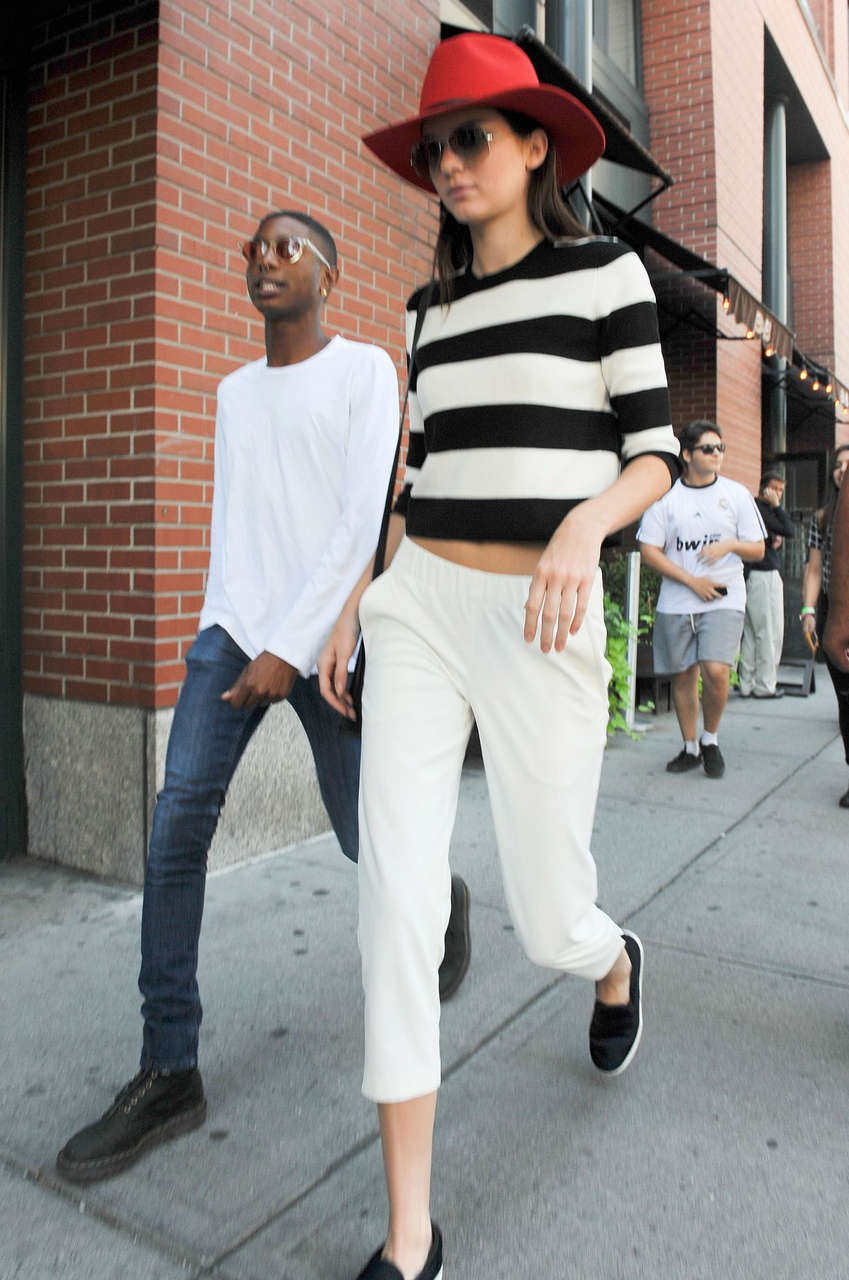 Kendall Jenner Out Shopping New York