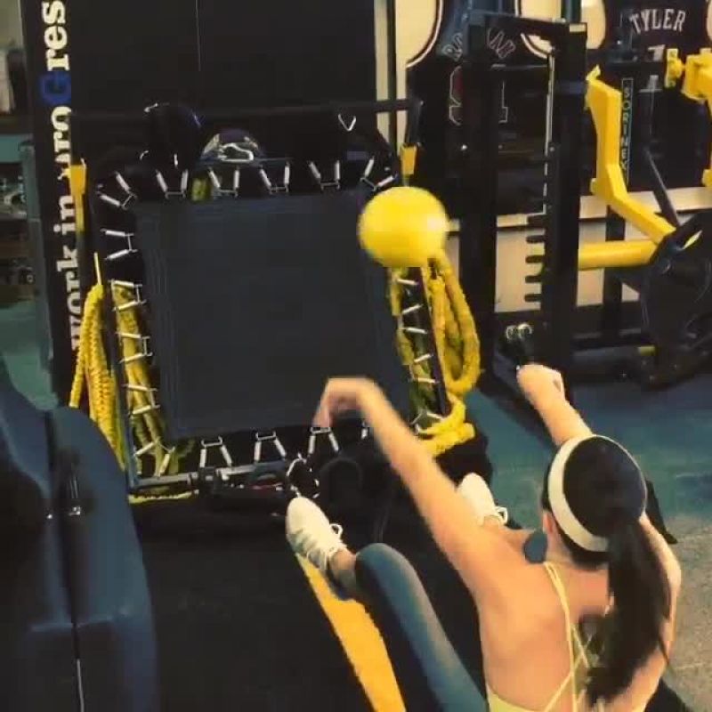 Kendall Jenner Working Out Gym