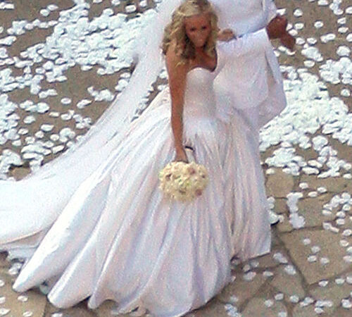 Kendra Wilkinson With Hank Baskett Wedding At The (1 photo)