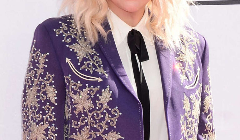 Kesha Sebert 2016 Billboard Music Awards Las Vegas (3 photos)