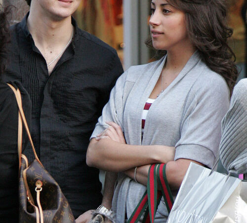 Kevin Jonas And New Fiance (1 photo)