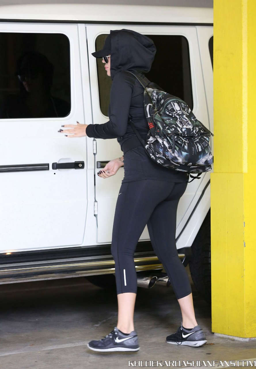 Khloe Kardashian Arrives Gym Los Angeles