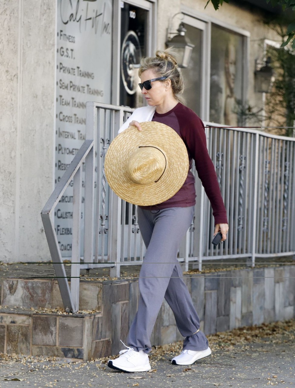 Kim Basinger Out About Los Angeles