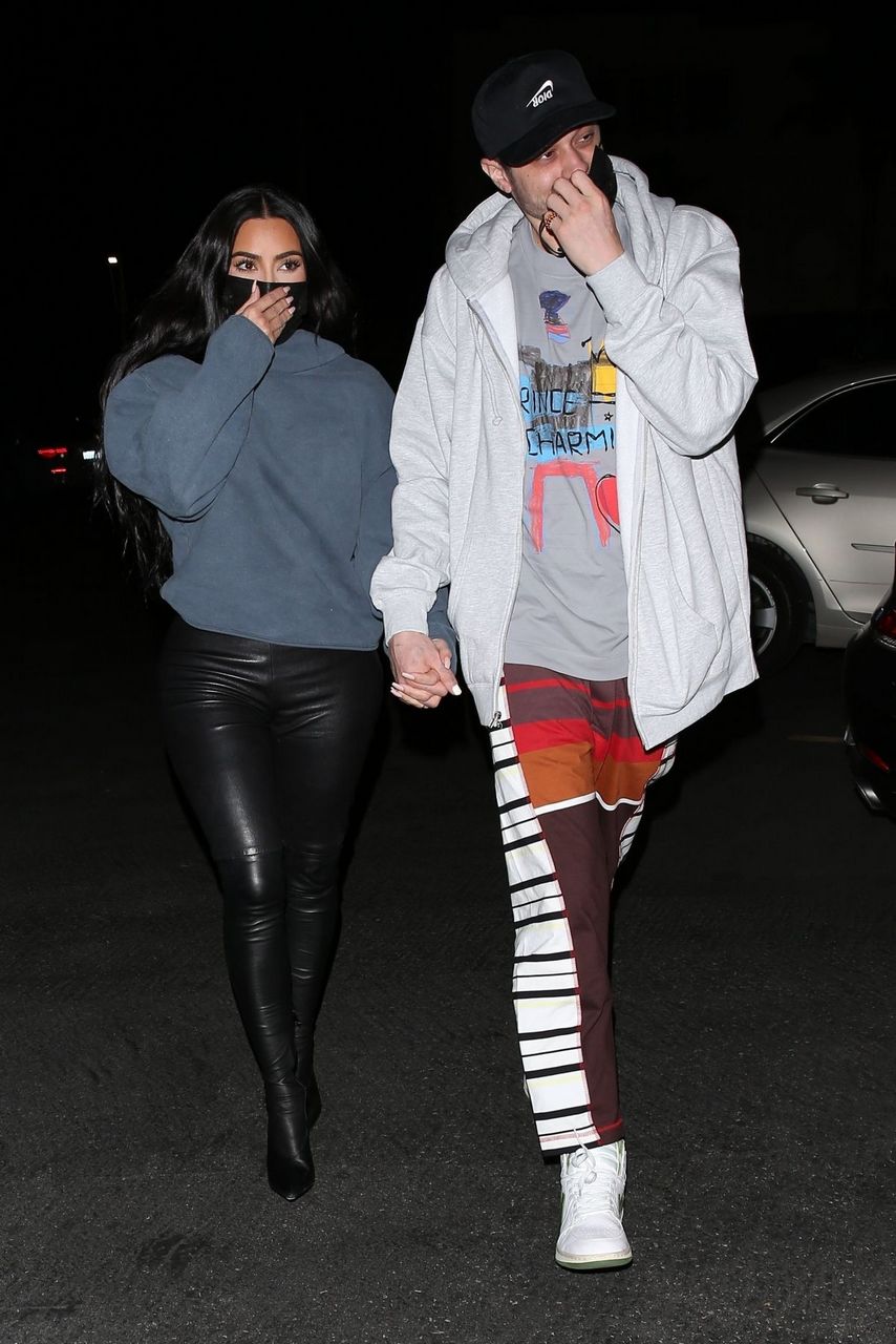 Kim Kardashian And Pete Davidson Out For Dinner Beverly Hills