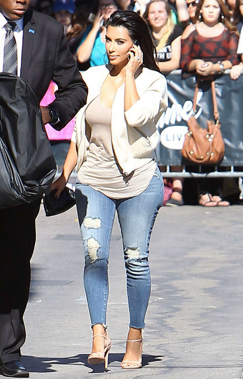 Kim Kardashian Arrives Jimmy Kimmel Live Show Los Angeles