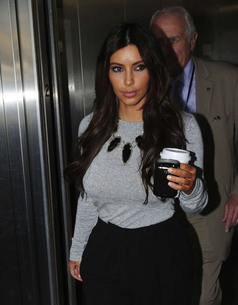 Kim Kardashian Arriving Lax Airport