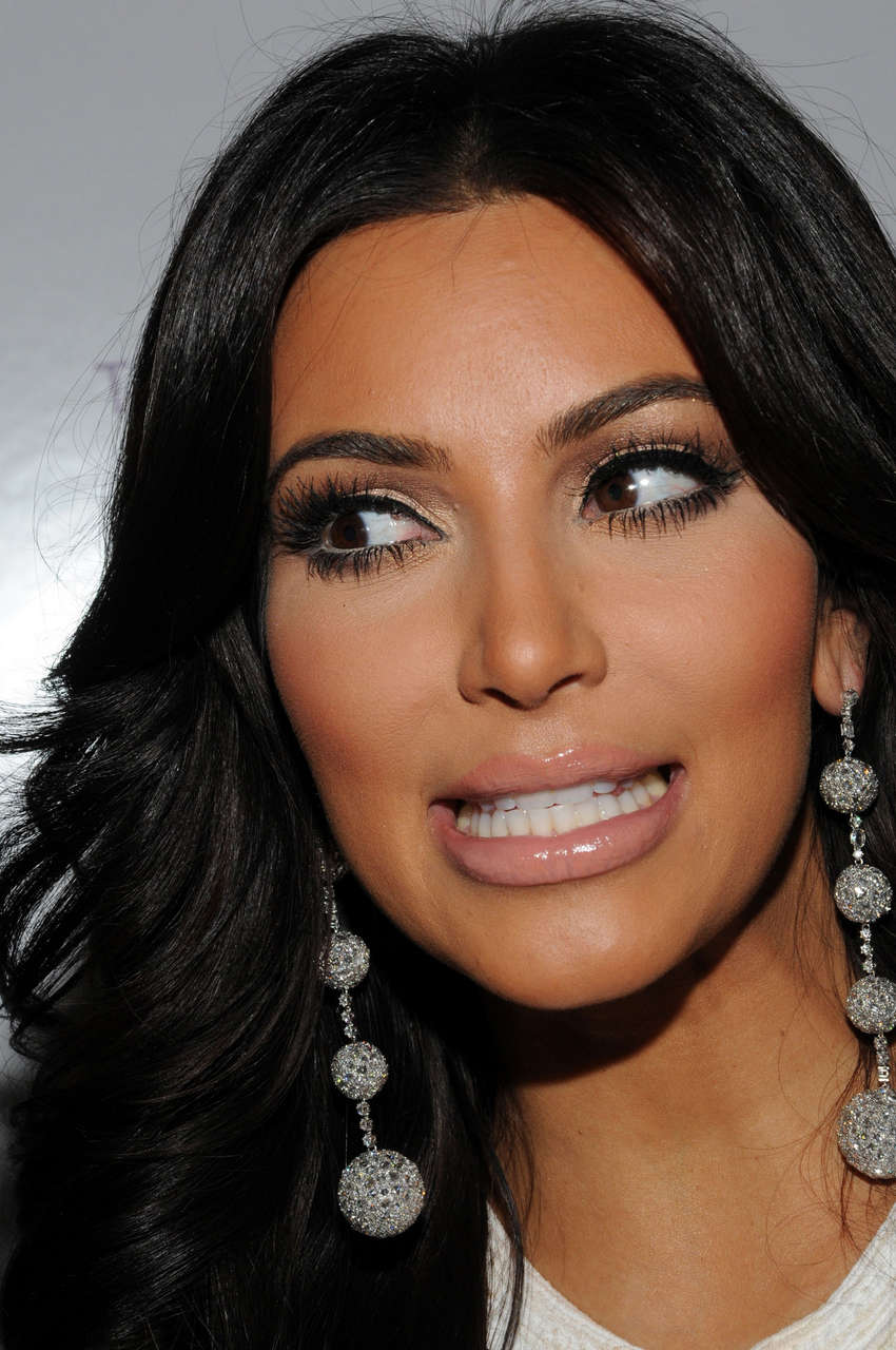 Kim Kardashian Celebrates 31st Birthday
