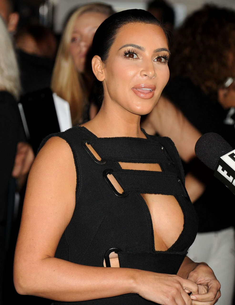 Kim Kardashian Charlotte Tilbury America Vip Beauty Launch Los Angeles