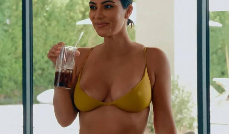 Kim Kardashian Hot (96 photos)