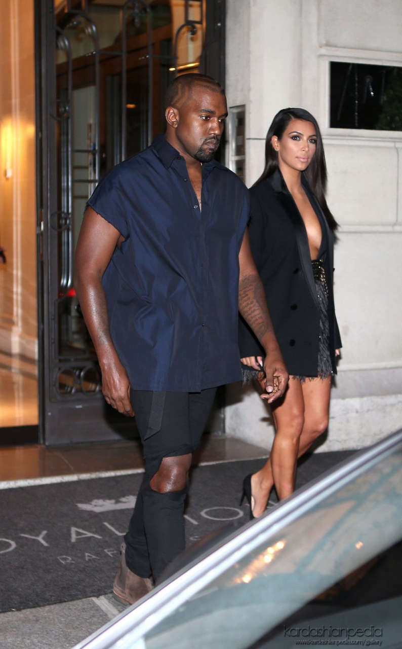 Kim Kardashian Leaves Her Hotel Paris