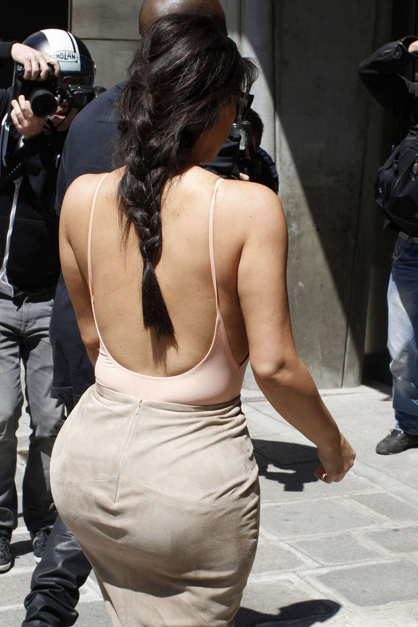 Kim Kardashian Out Shopping Paris