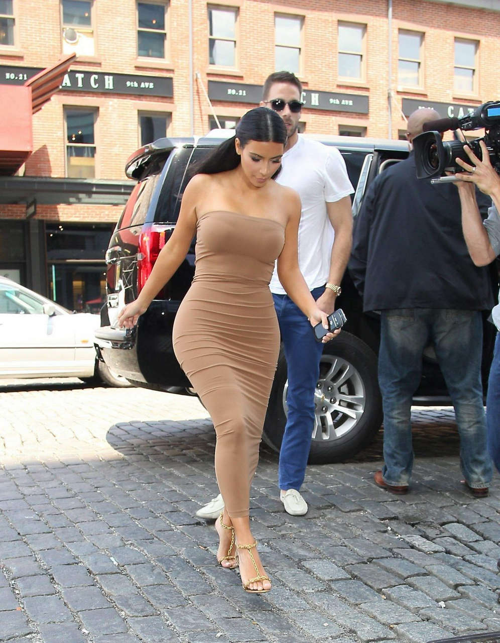 Kim Kardashian Tight Fress Out New York