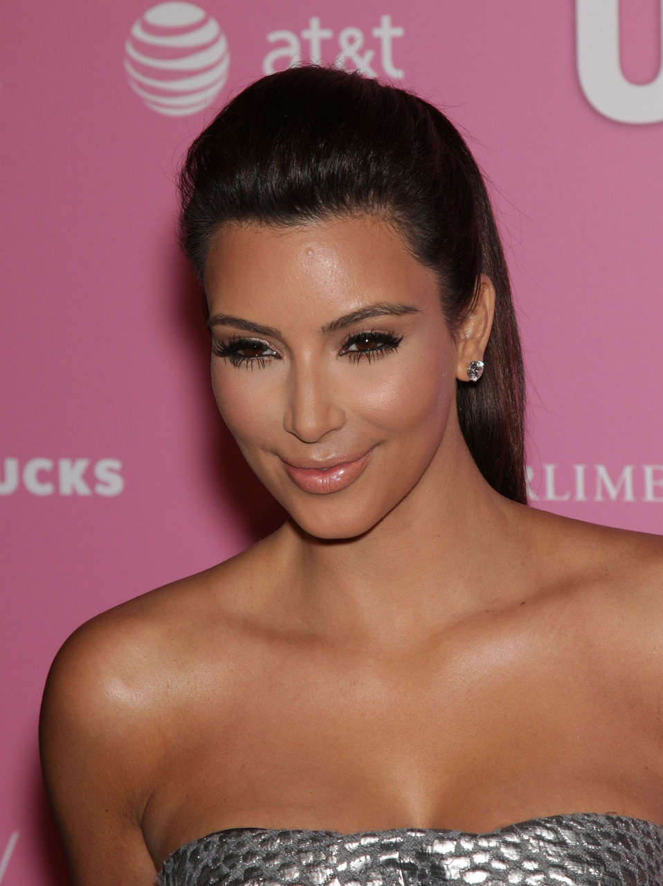 Kim Kardashian Us Weeklys Hot Hollywood Style Issue Event