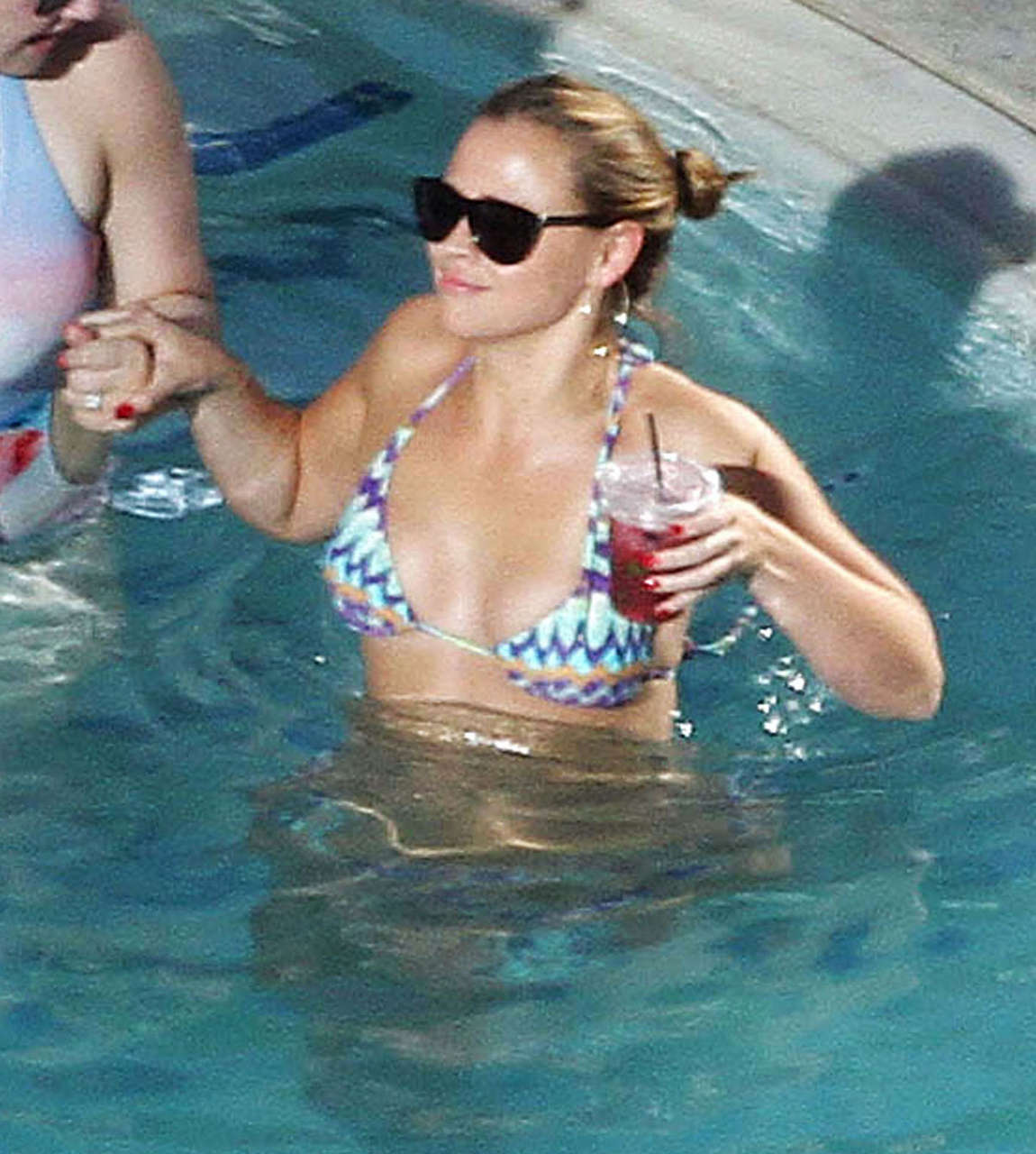 Kimberley Walsh Nicola Roberts Bikinis Hotel Pool Las Vegas