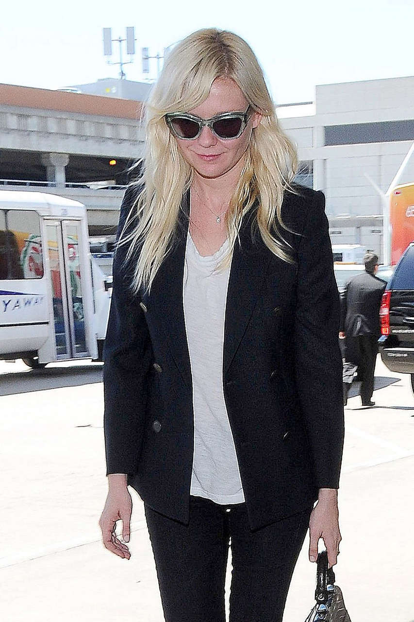 Kirsten Dunst Arrives Los Angeles International Airport