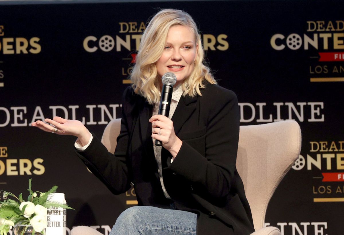Kirsten Dunst Deadline Contenders Film Panel Los Angeles